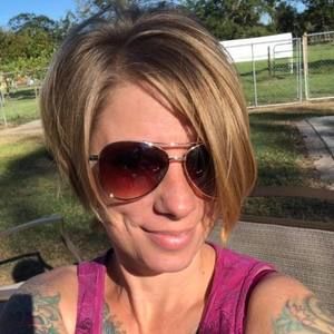 Meet your Posher, Treana